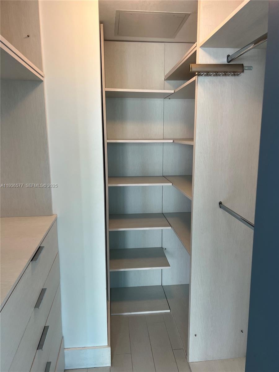 1300 S Miami Ave Unit: 2511