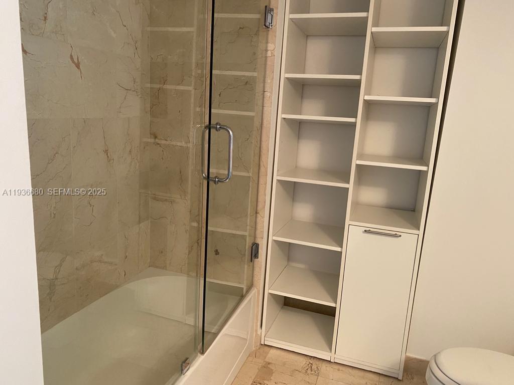 2101 Brickell Ave # 1001