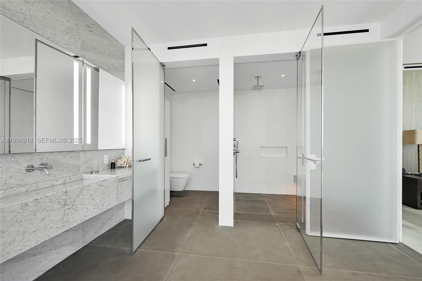 2000 S Ocean Dr # 30B