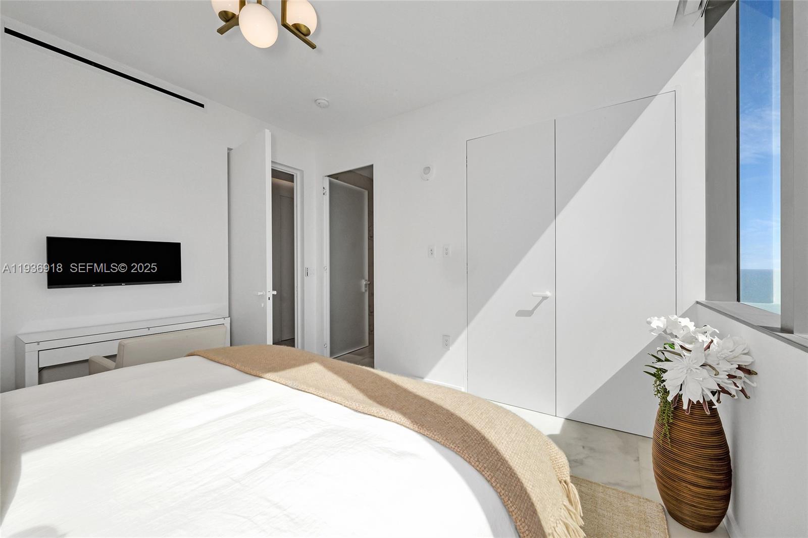 2000 S Ocean Dr # 30B