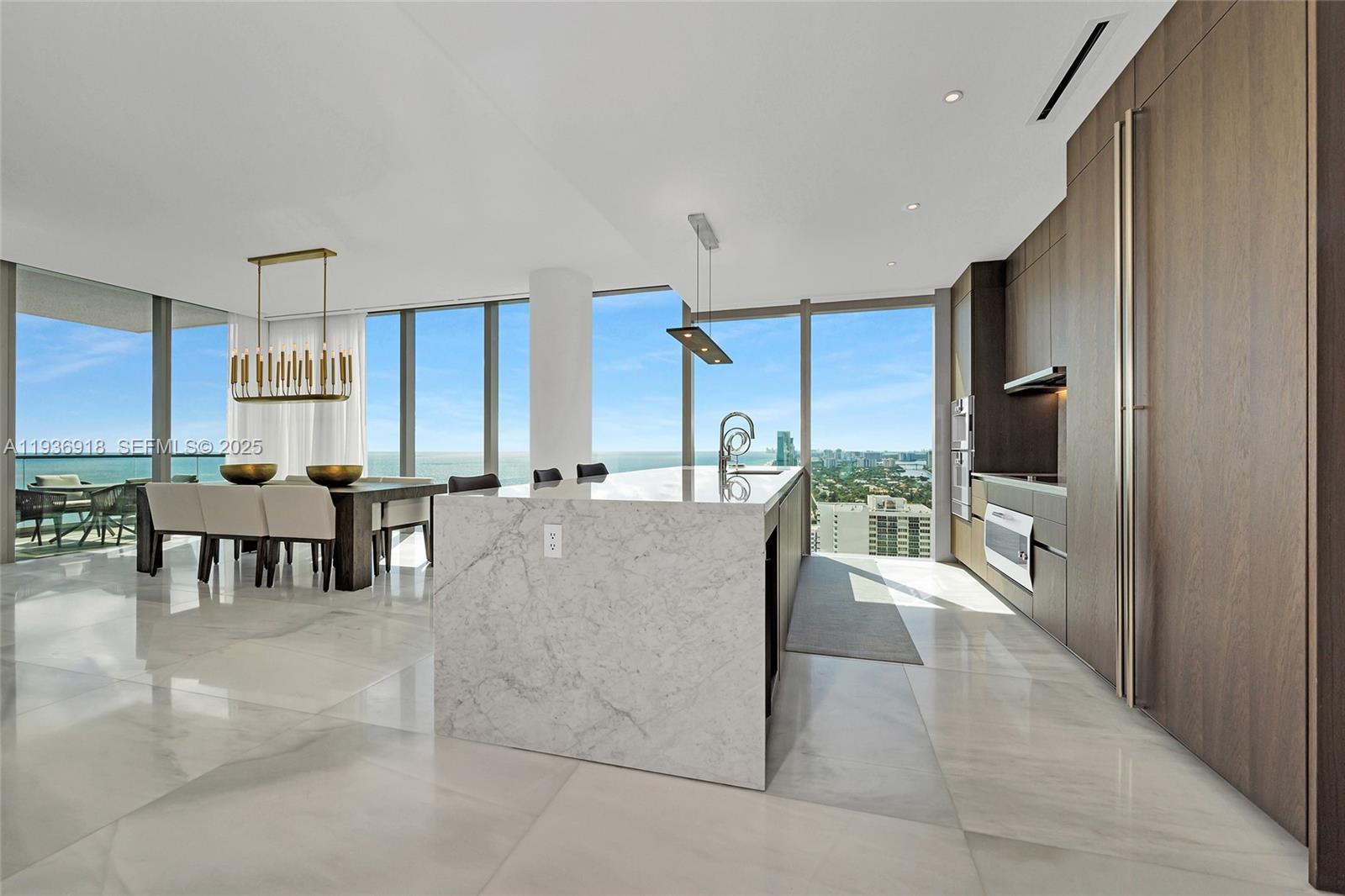 2000 S Ocean Dr # 30B