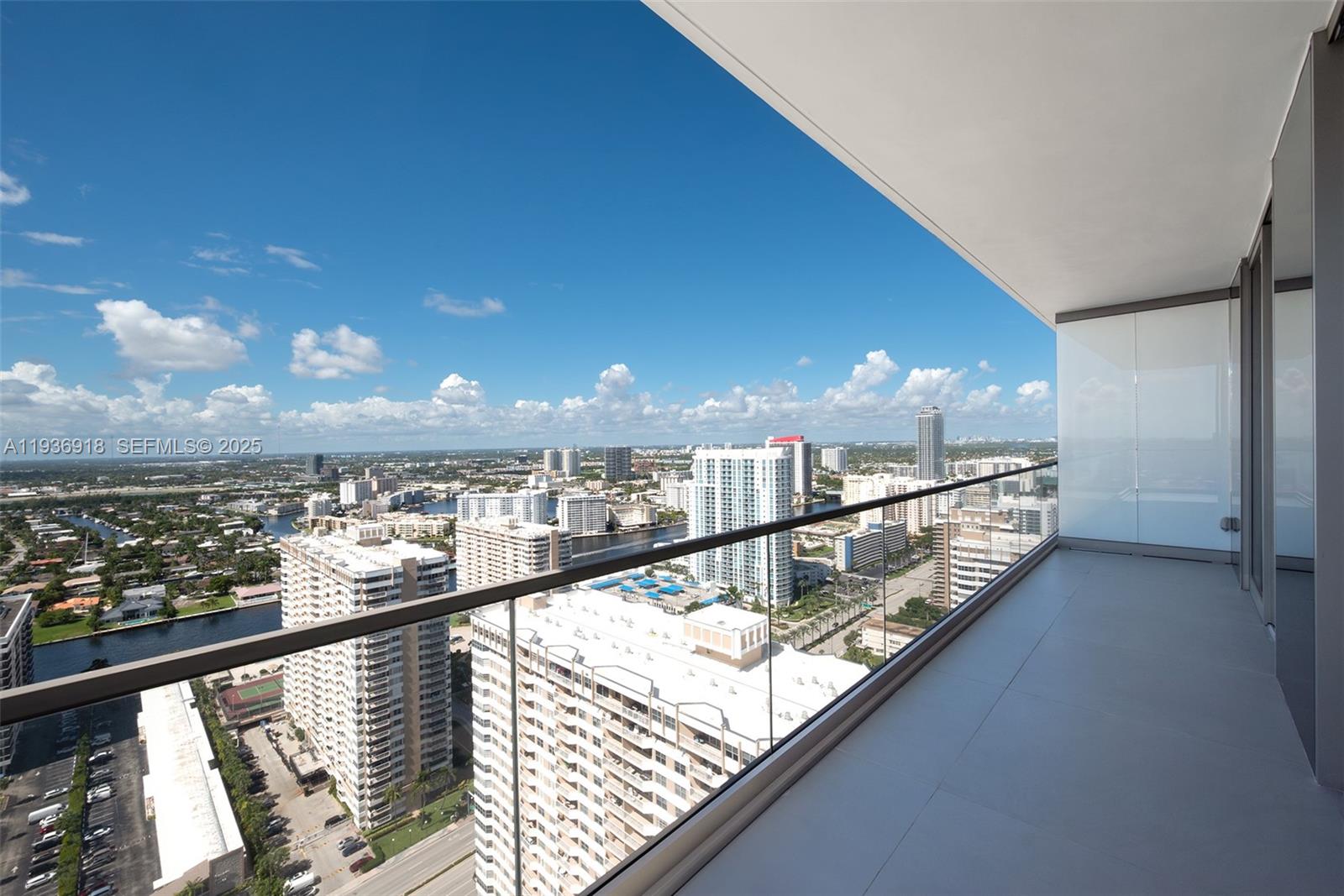 2000 S Ocean Dr # 30B