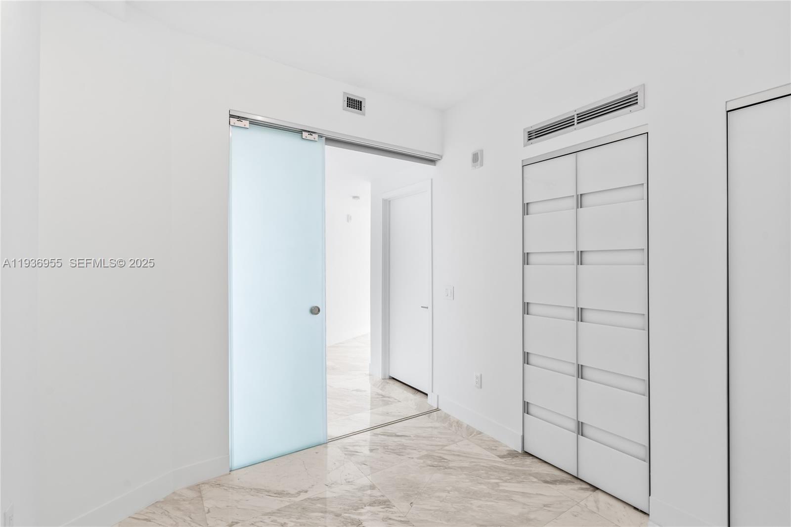 2900 NE 7th Ave # 1402