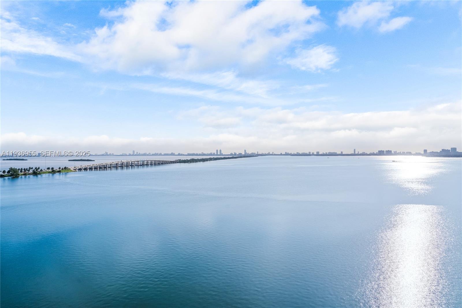 2900 NE 7th Ave # 1402