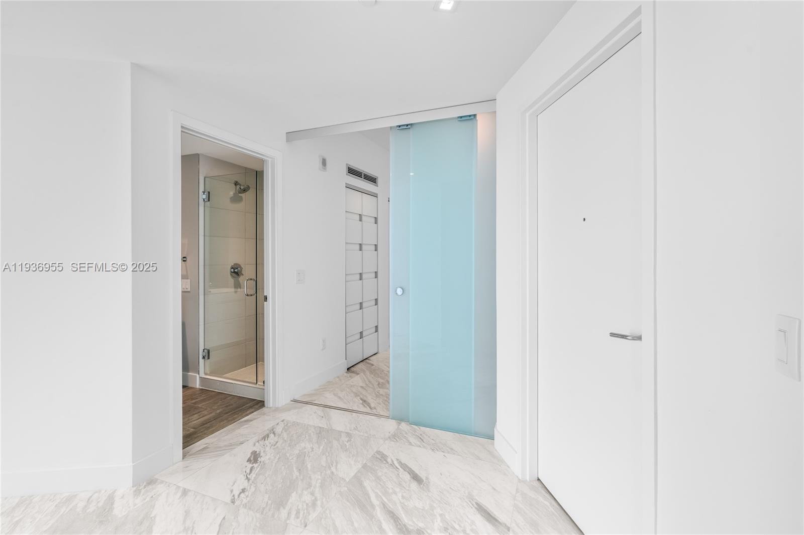 2900 NE 7th Ave # 1402