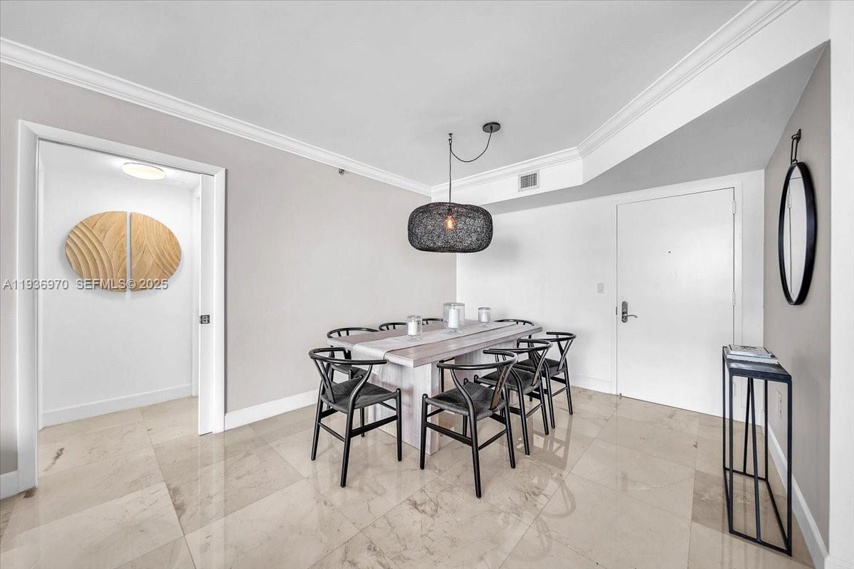 18911 Collins Ave # 2802