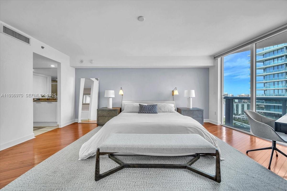 18911 Collins Ave # 2802