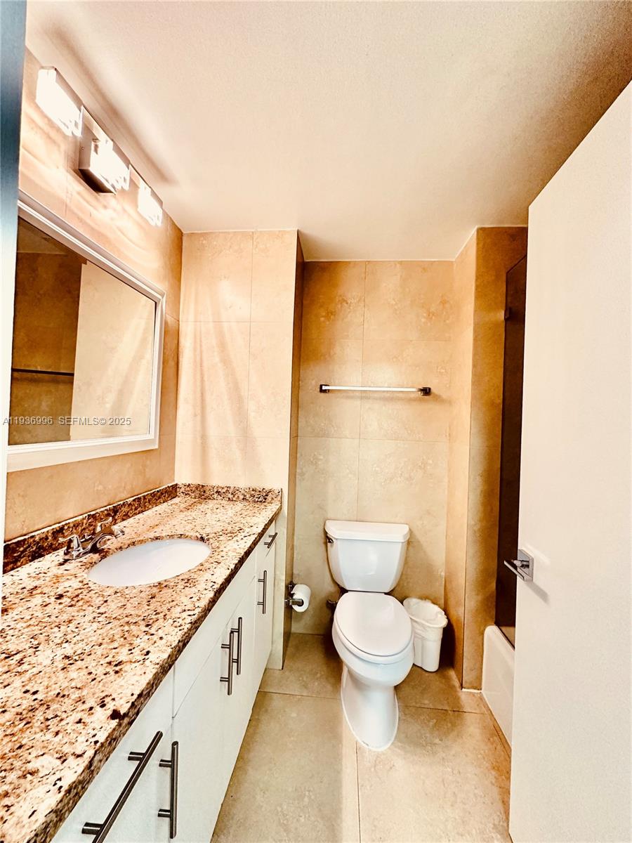 185 SE 14th Ter # 904