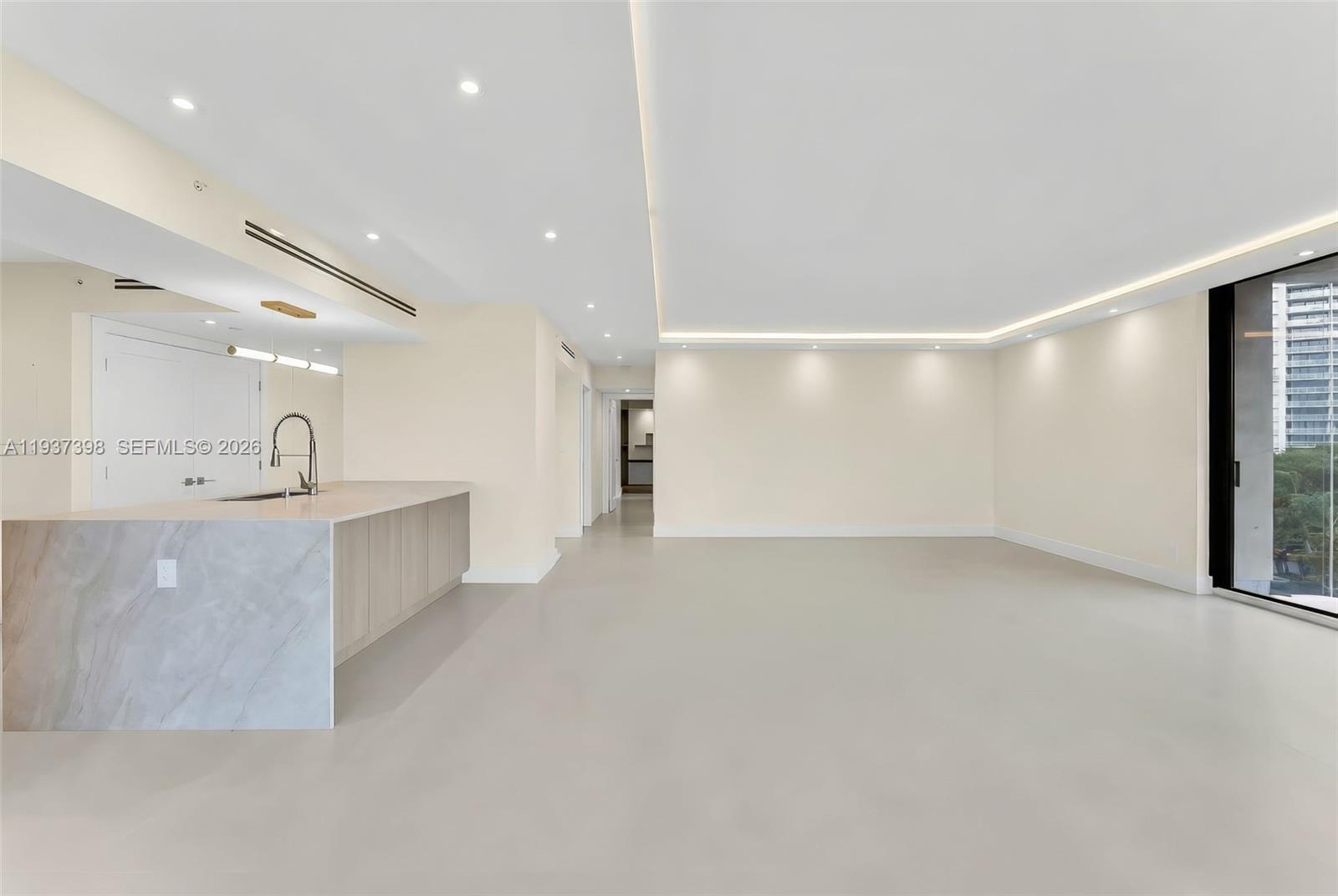 19355 Turnberry Way # 4K