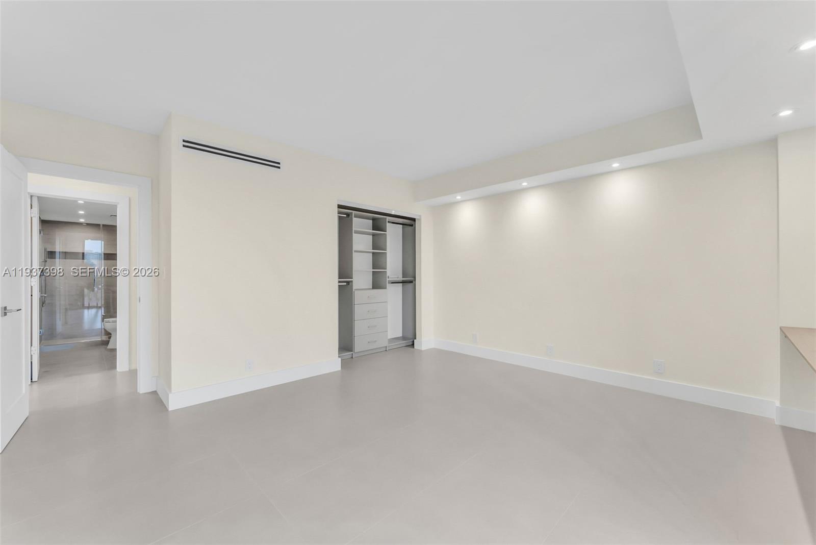 19355 Turnberry Way # 4K