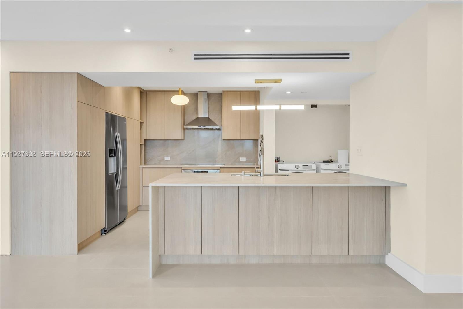 19355 Turnberry Way # 4K