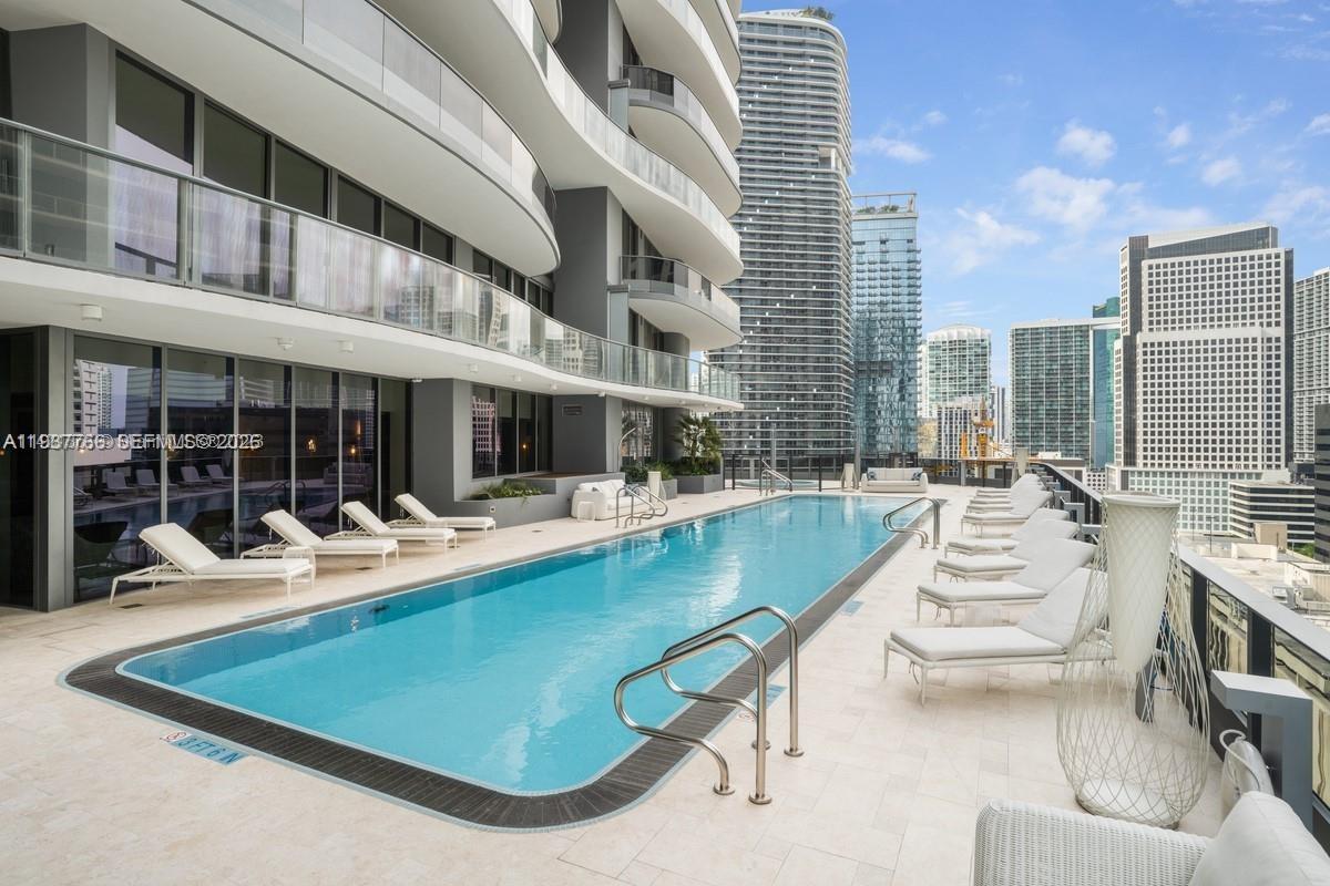 1000 Brickell Plaza # 2907