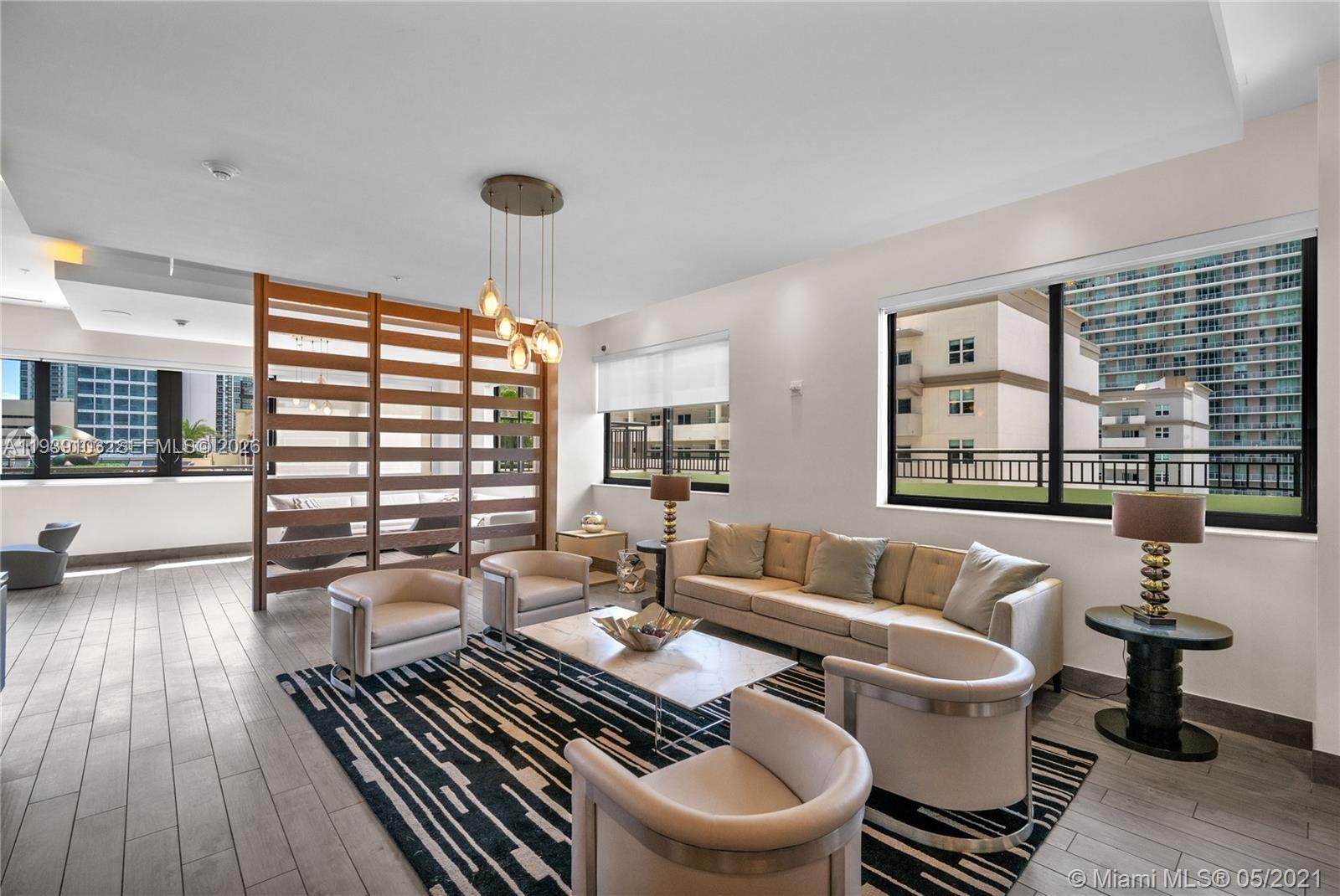 999 SW 1st Ave # 2703