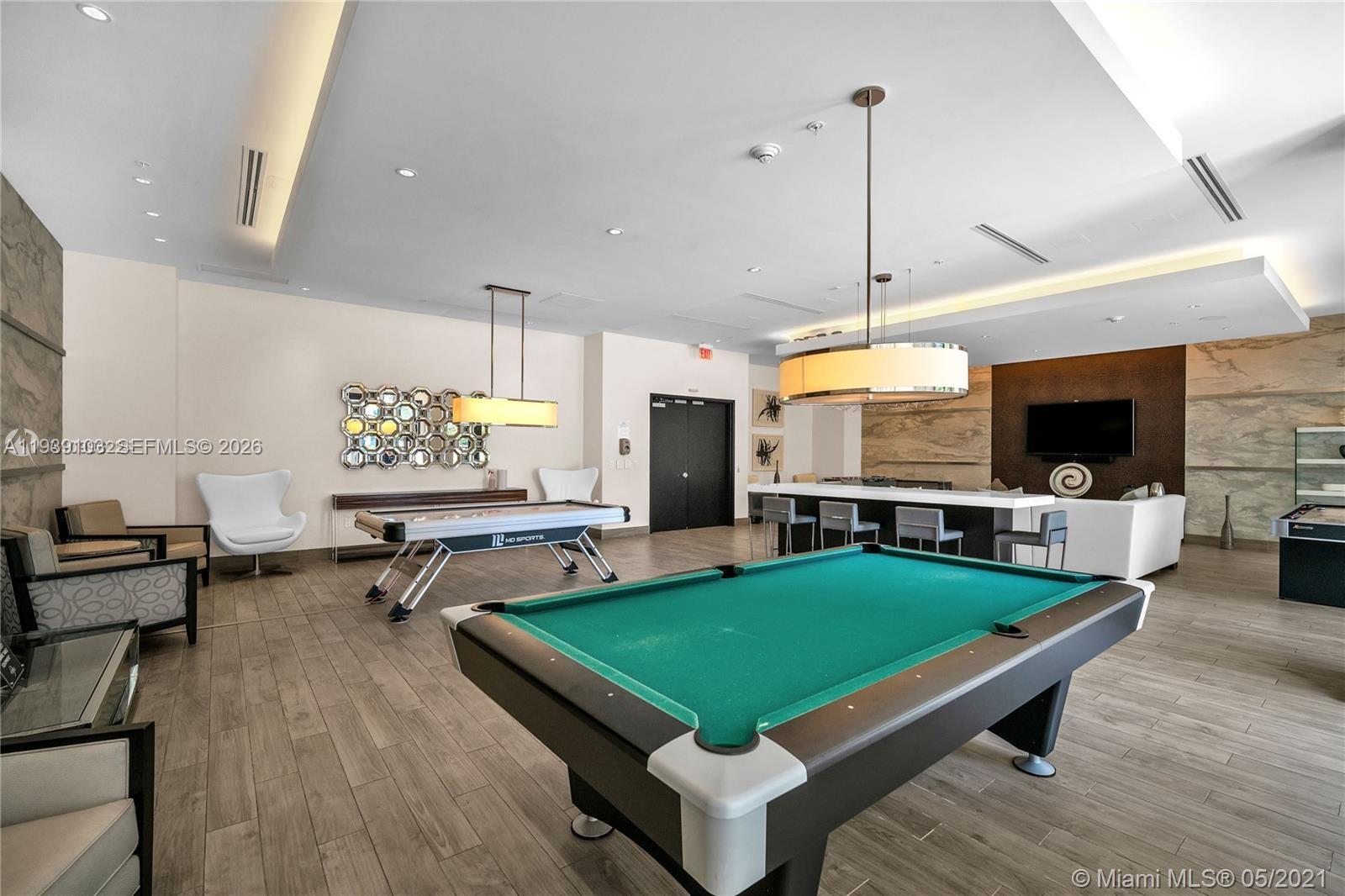 999 SW 1st Ave # 2703