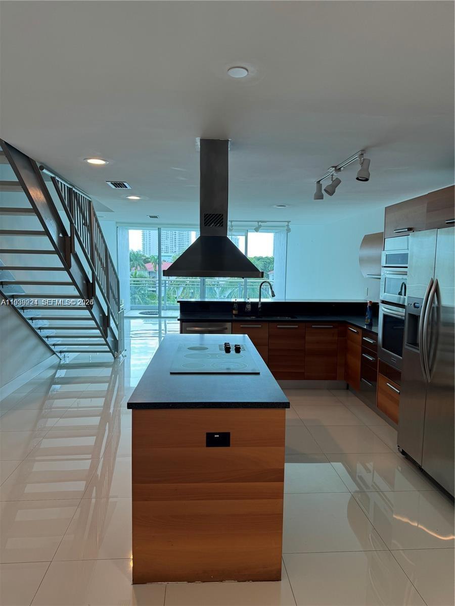 2950 NE 188 ST # 344