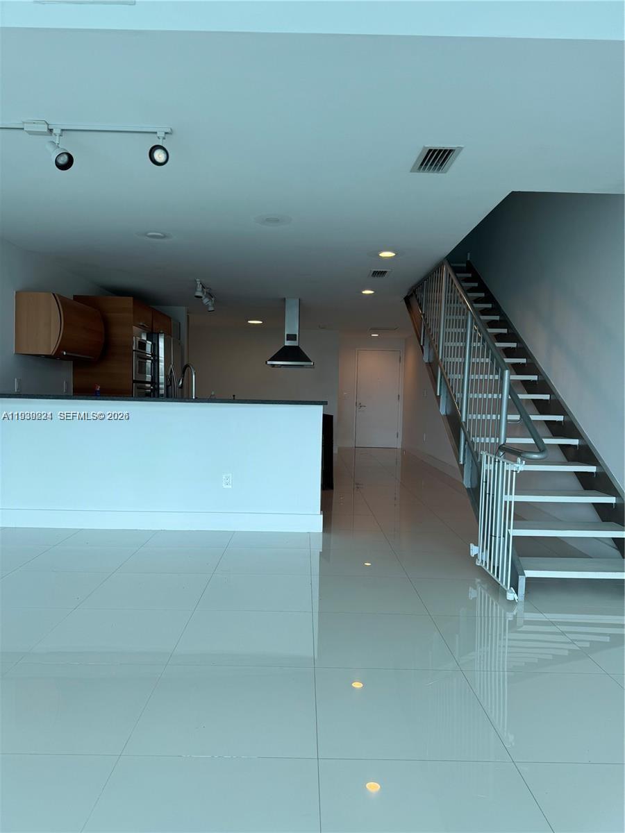 2950 NE 188 ST # 344