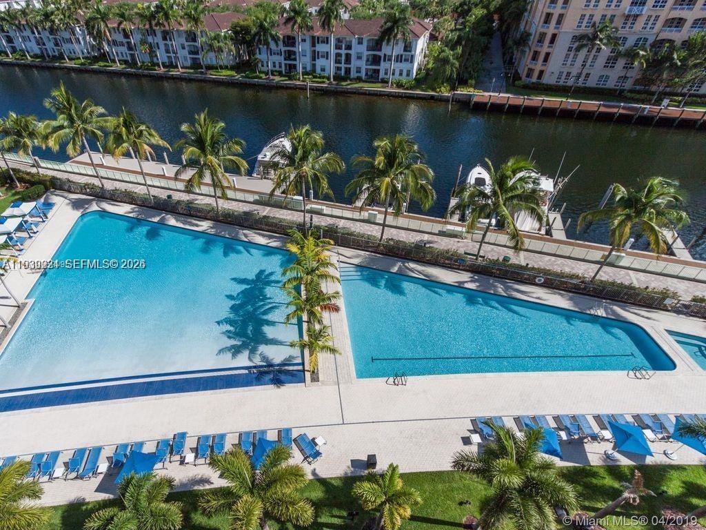 2950 NE 188 ST # 344