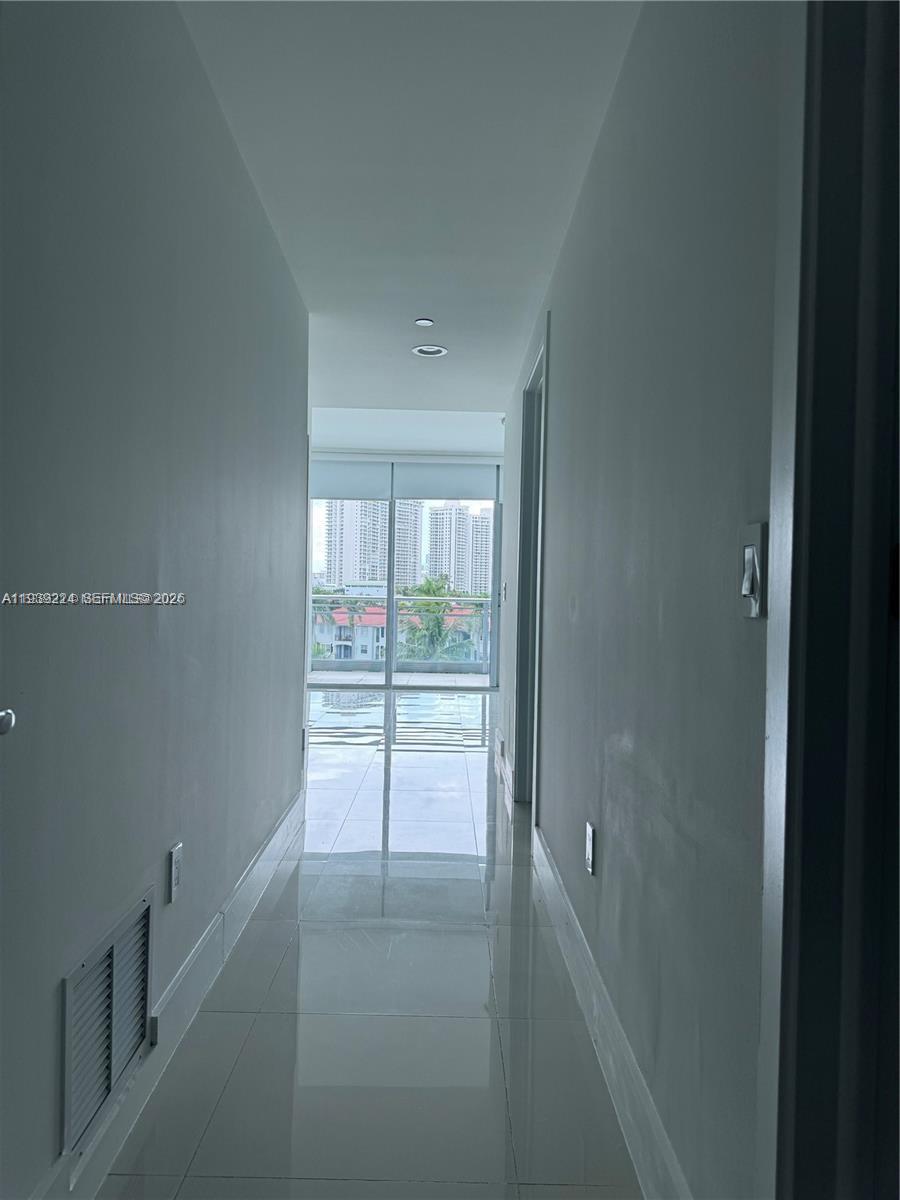 2950 NE 188 ST # 344