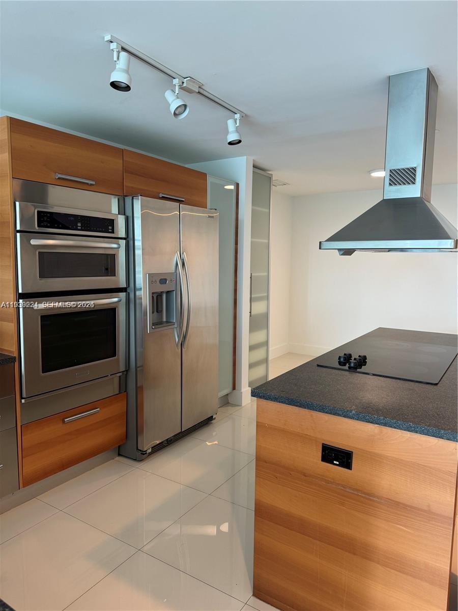 2950 NE 188 ST # 344