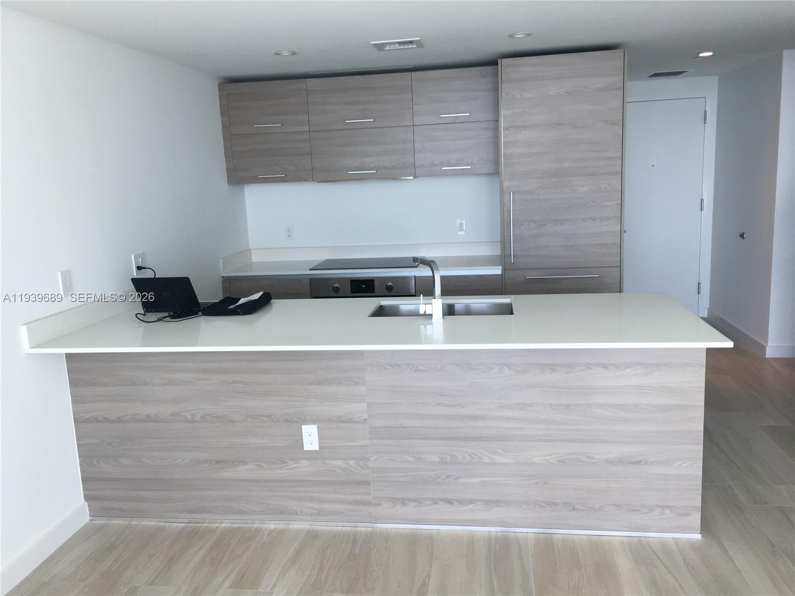 1300 S MIAMI AVE Unit: 4303