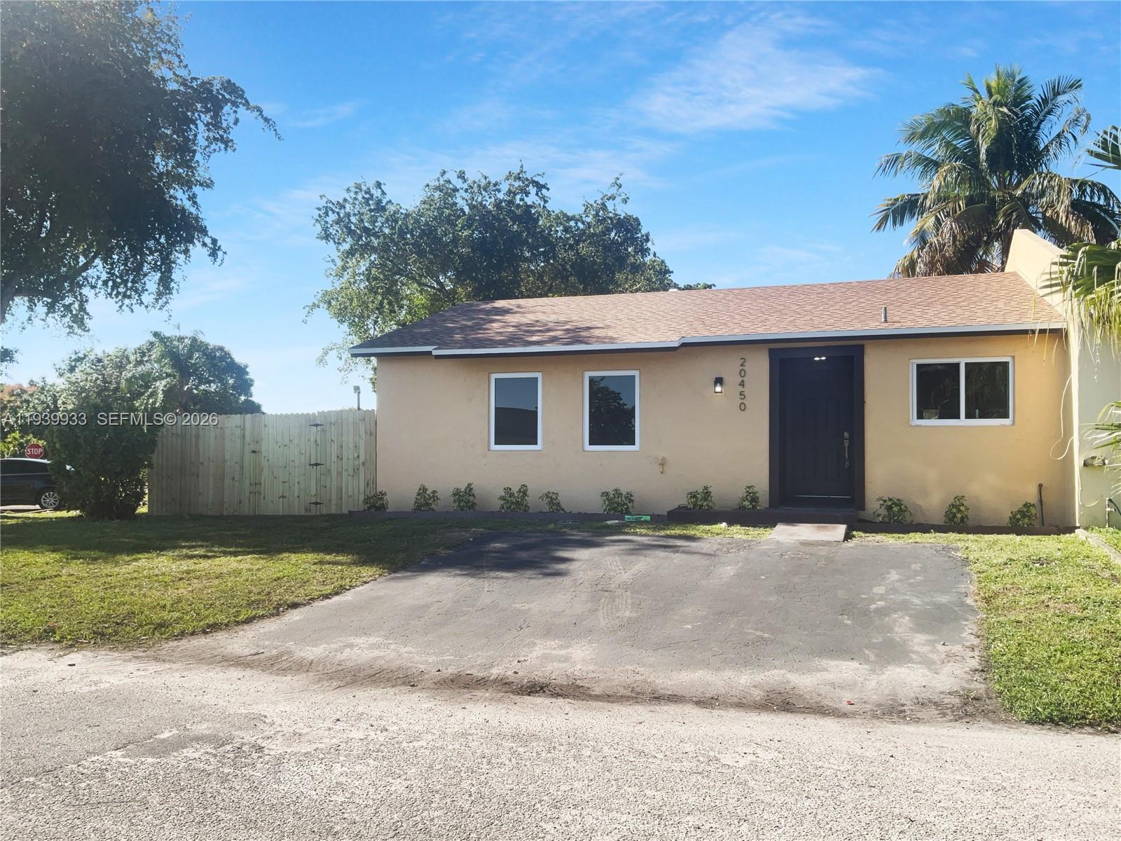 20450 NW 28th Ct