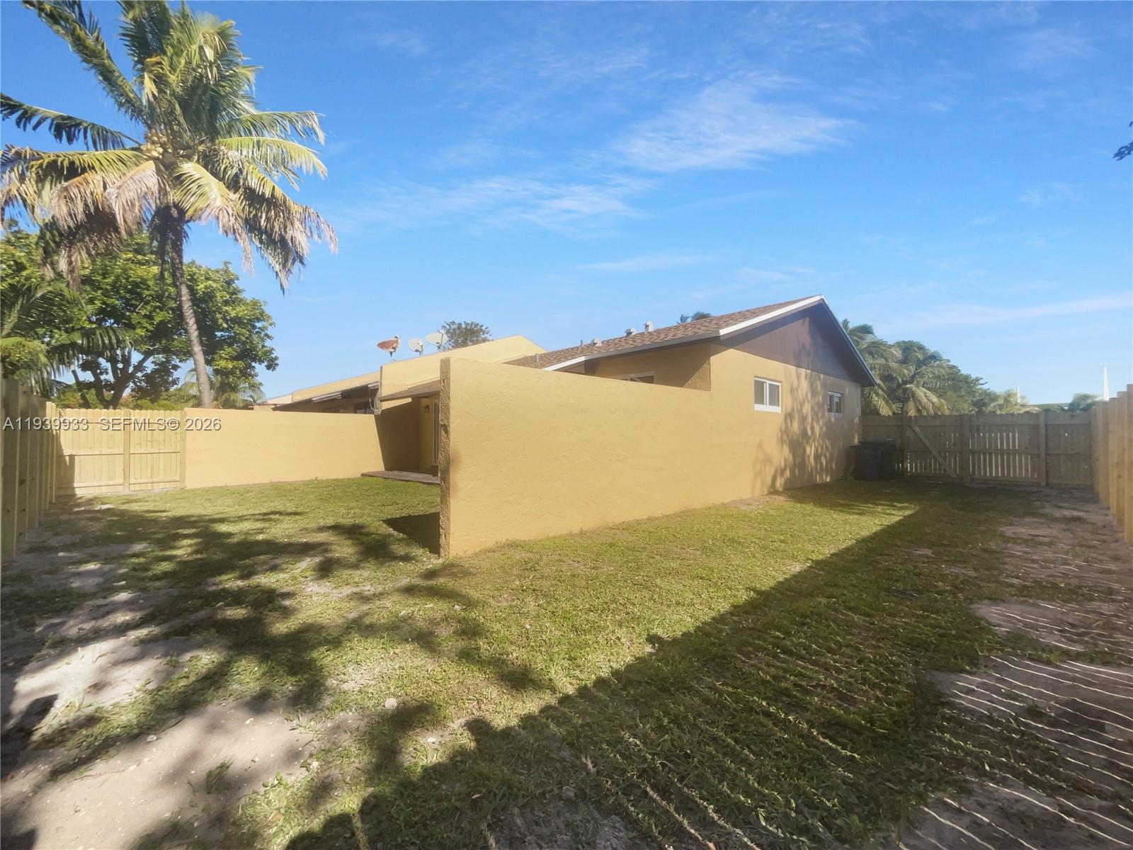 20450 NW 28th Ct
