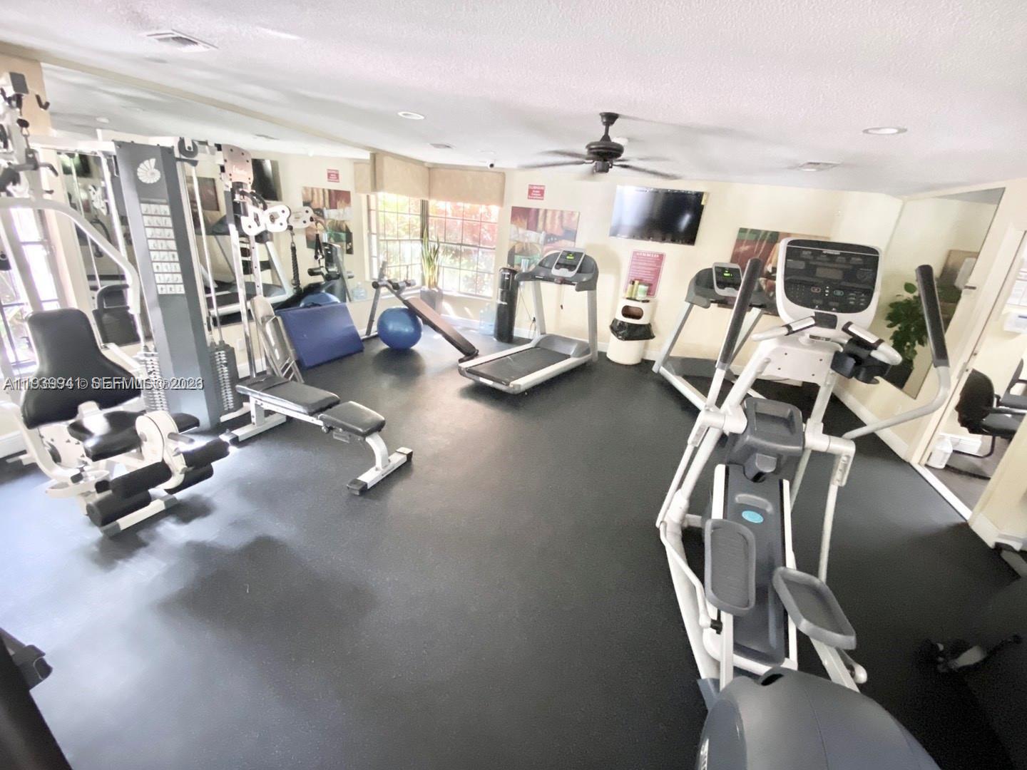 10125 W Sunrise Blvd # 104