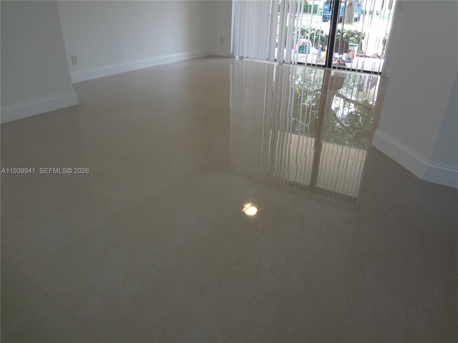 10125 W Sunrise Blvd # 104