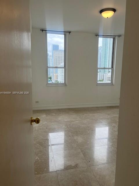 701 Brickell Key Blvd # 1402