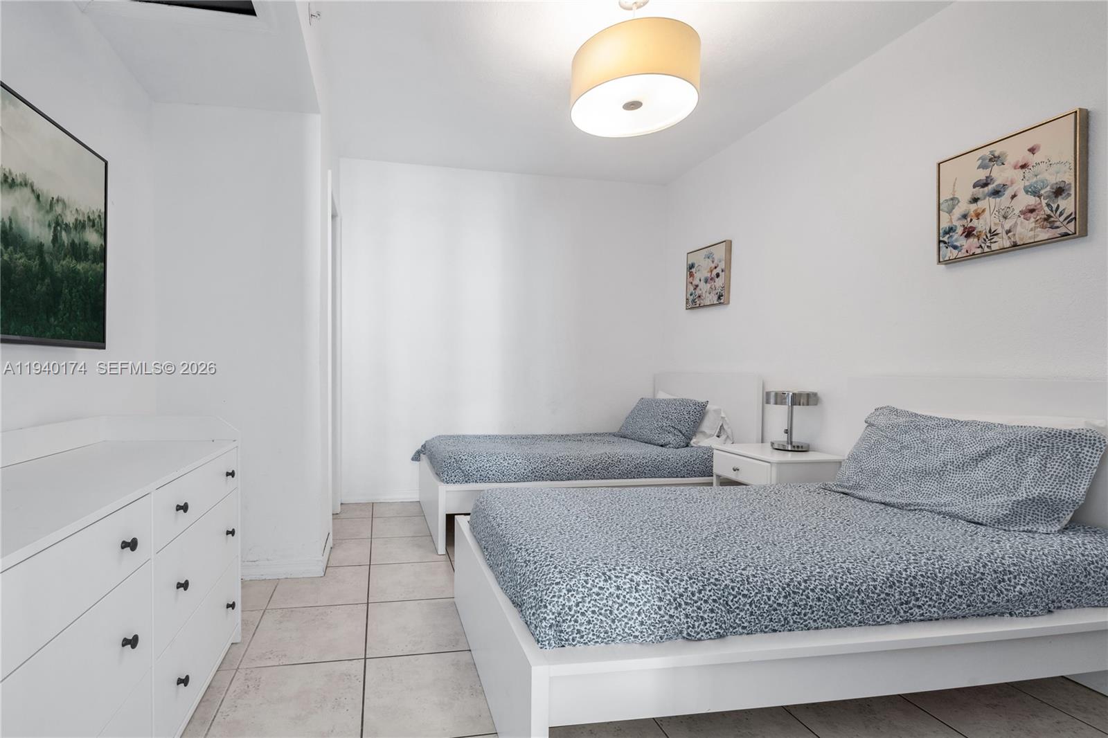 5601 Collins Ave # 825