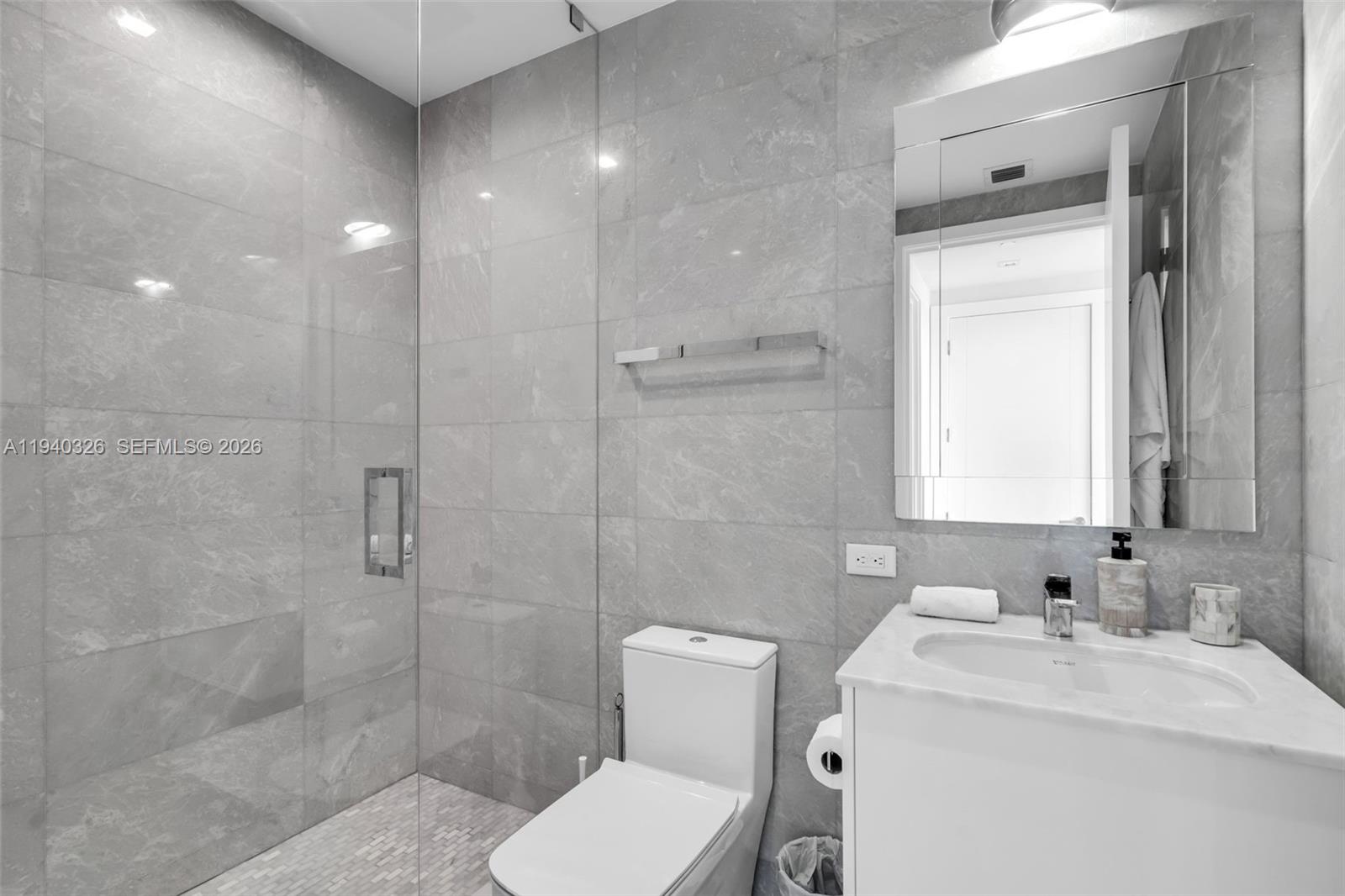 18501 Collins Ave # 402