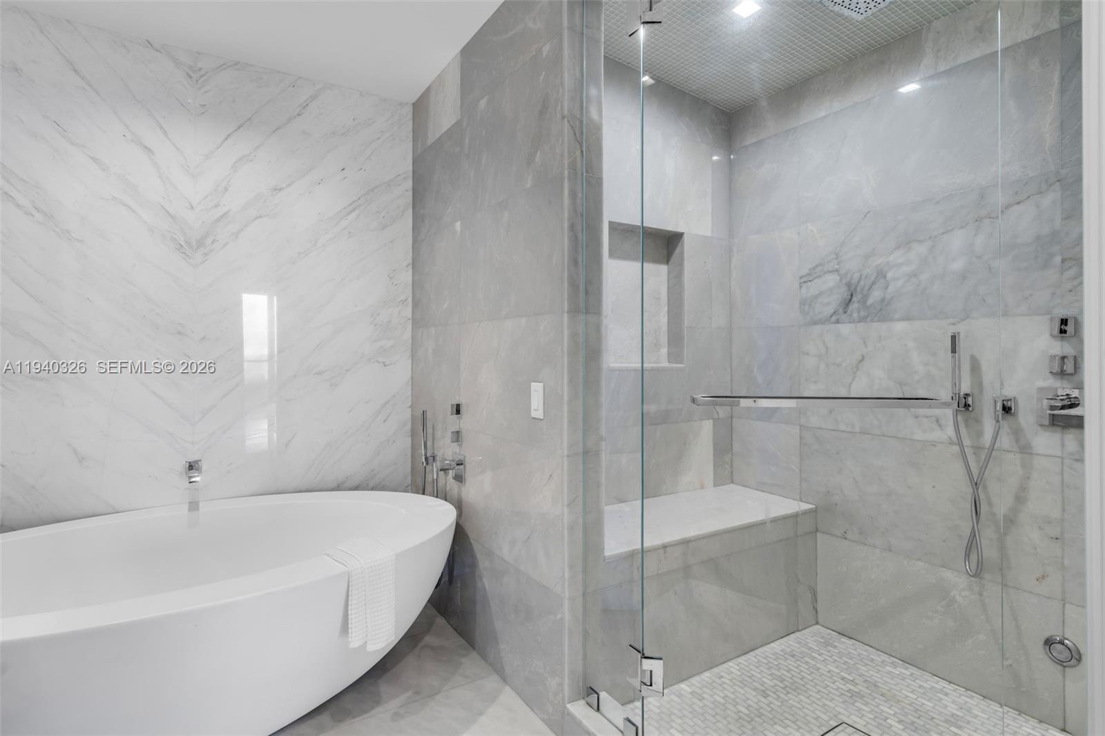 18501 Collins Ave # 402