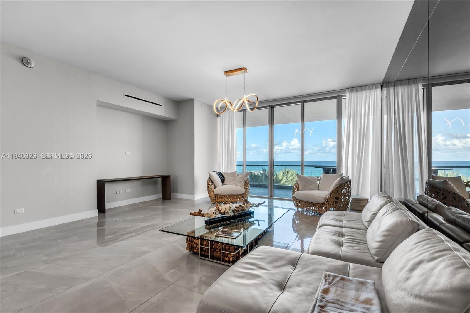 18501 Collins Ave # 402