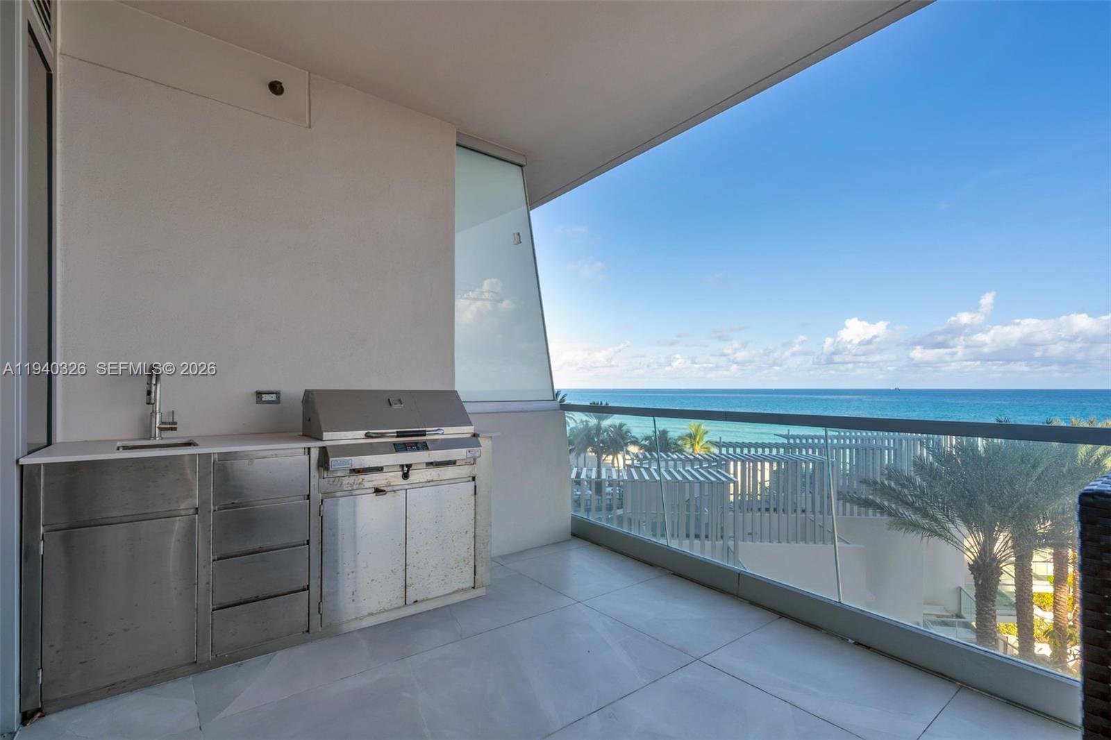 18501 Collins Ave # 402