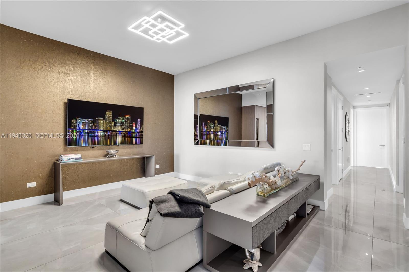 18501 Collins Ave # 402