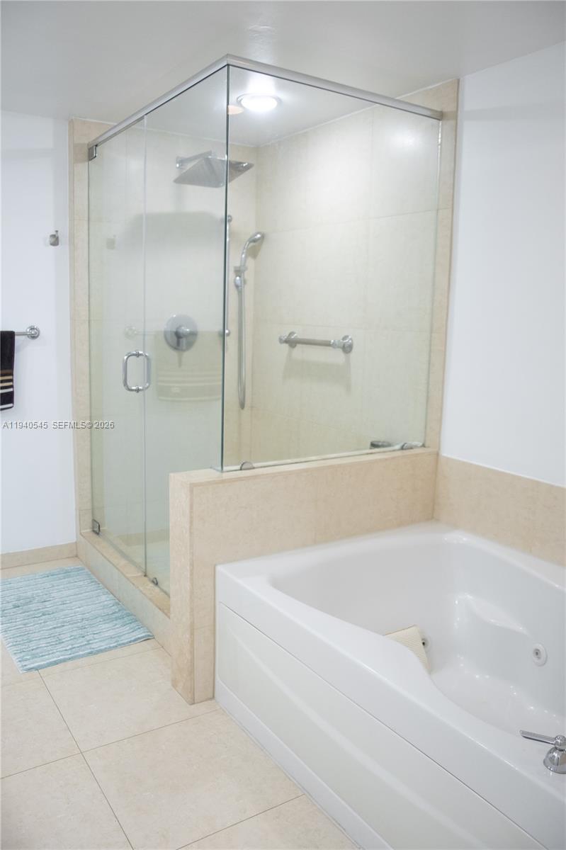 50 Biscayne Blvd # 4908