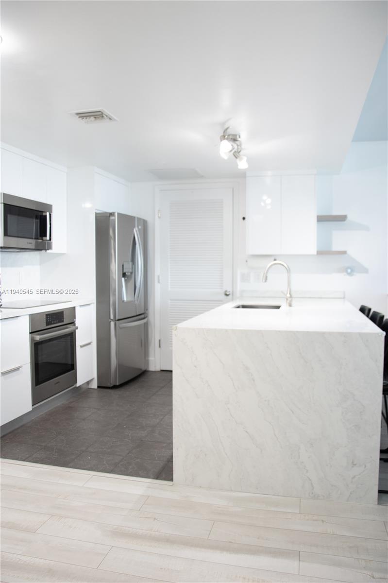 50 Biscayne Blvd # 4908