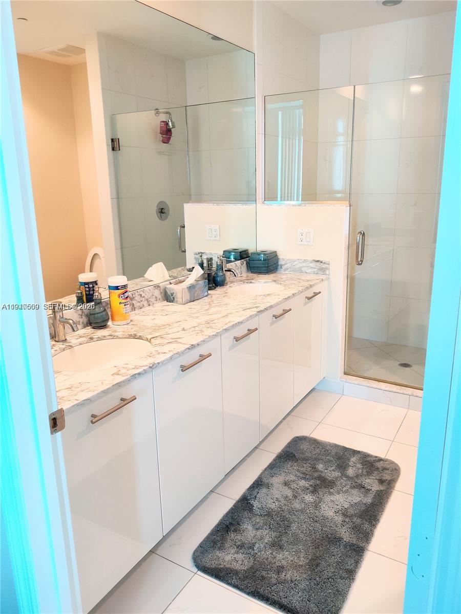 55 SE 6th St # 4105