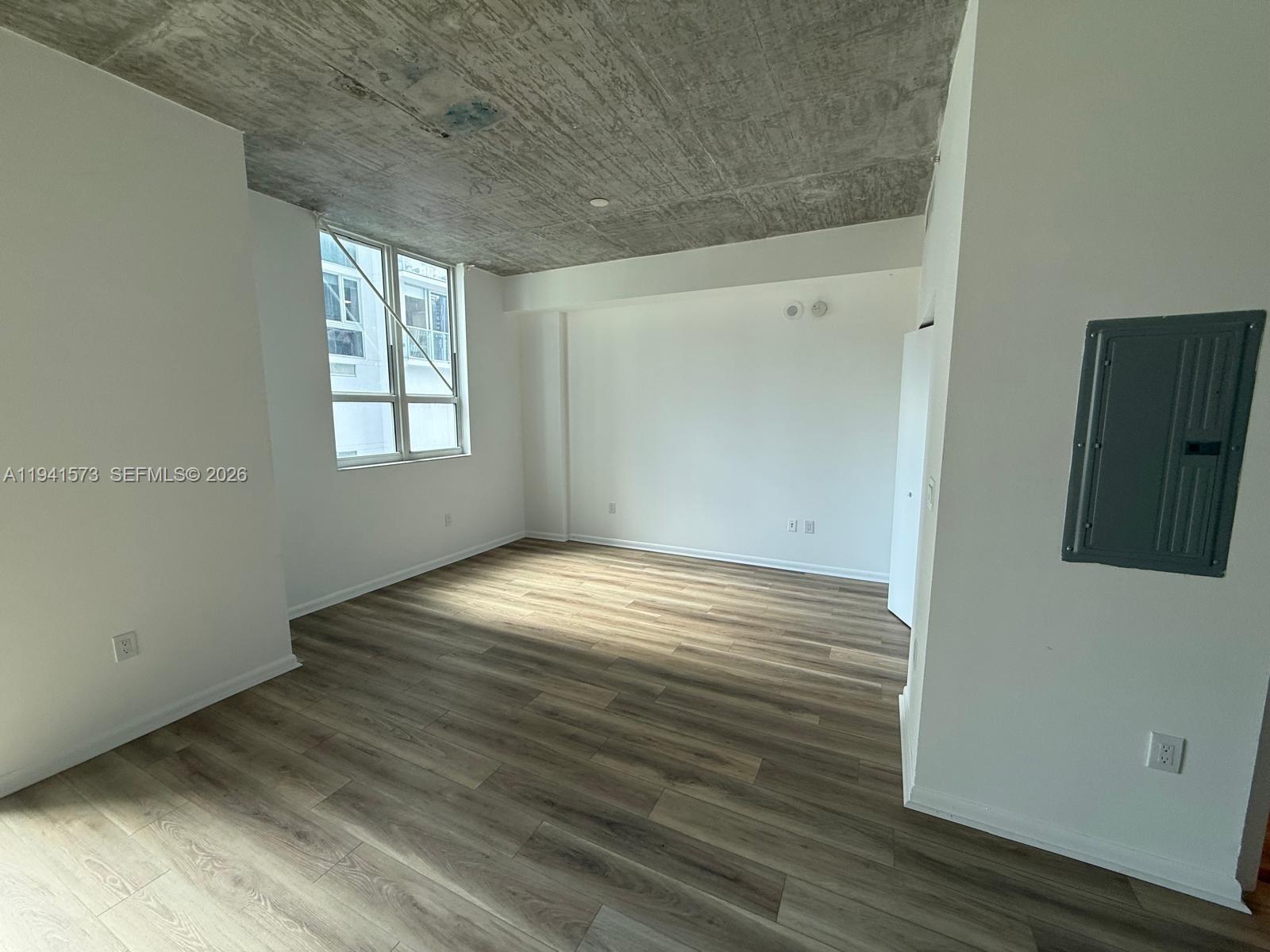 234 NE 3rd St # 1408