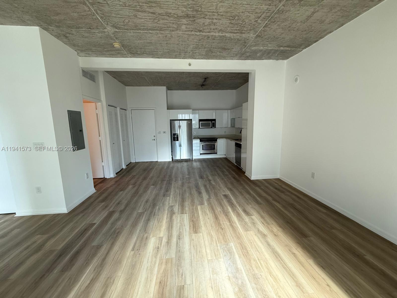 234 NE 3rd St # 1408