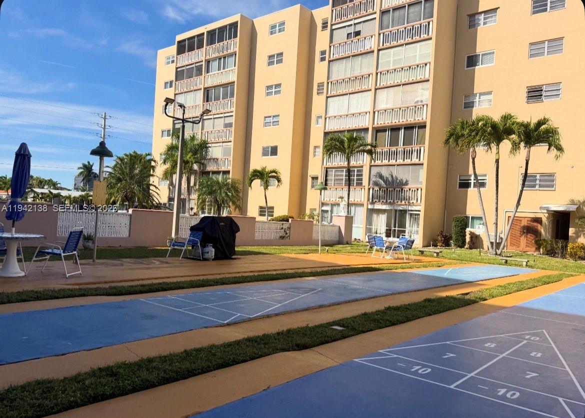 420 NE 12th Ave # 502