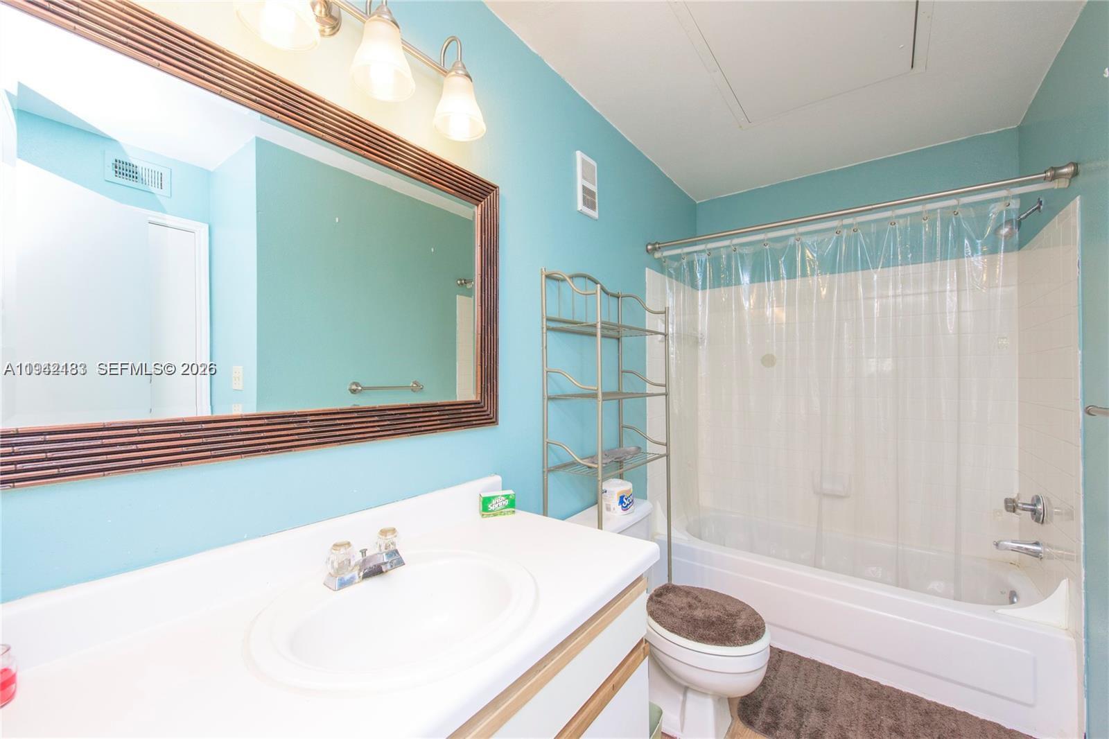 2667 NW 33rd St # 2407