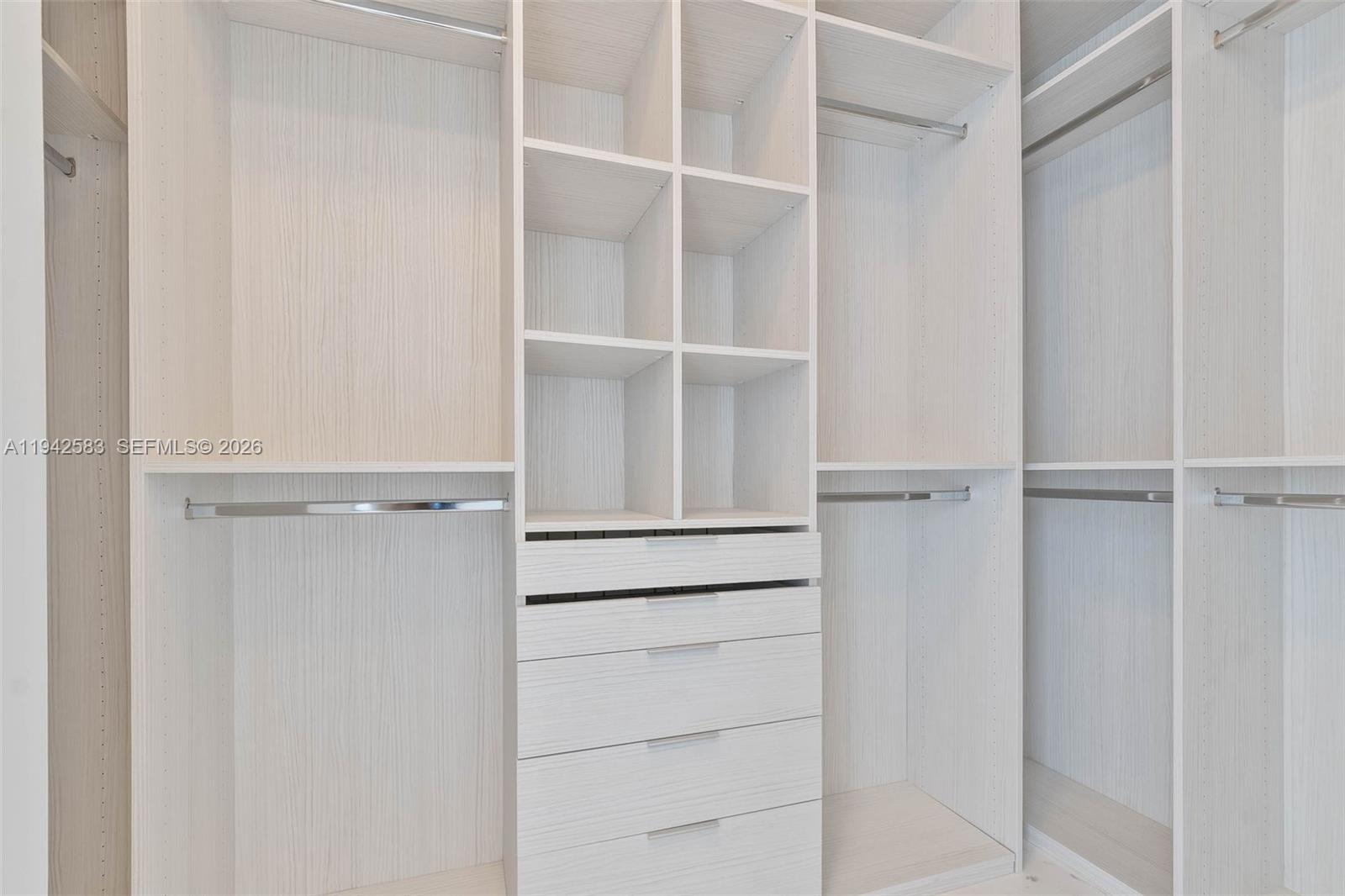 17475 Collins Ave # 2003