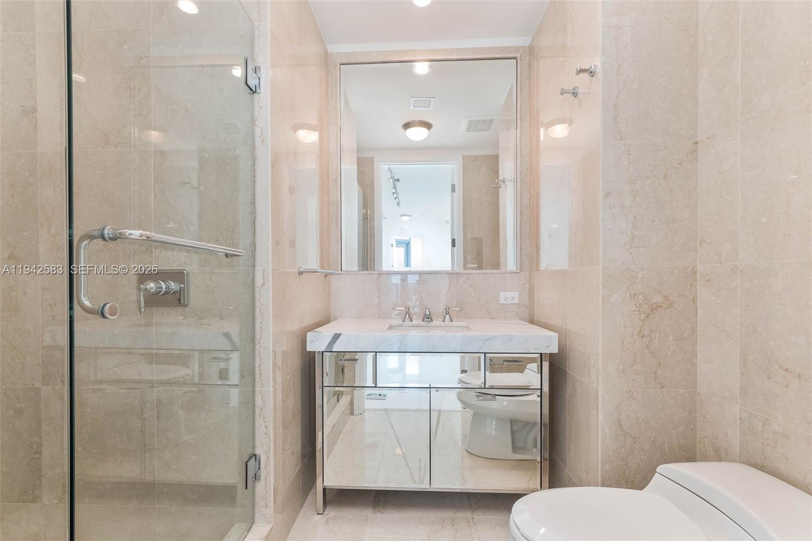 17475 Collins Ave # 2003