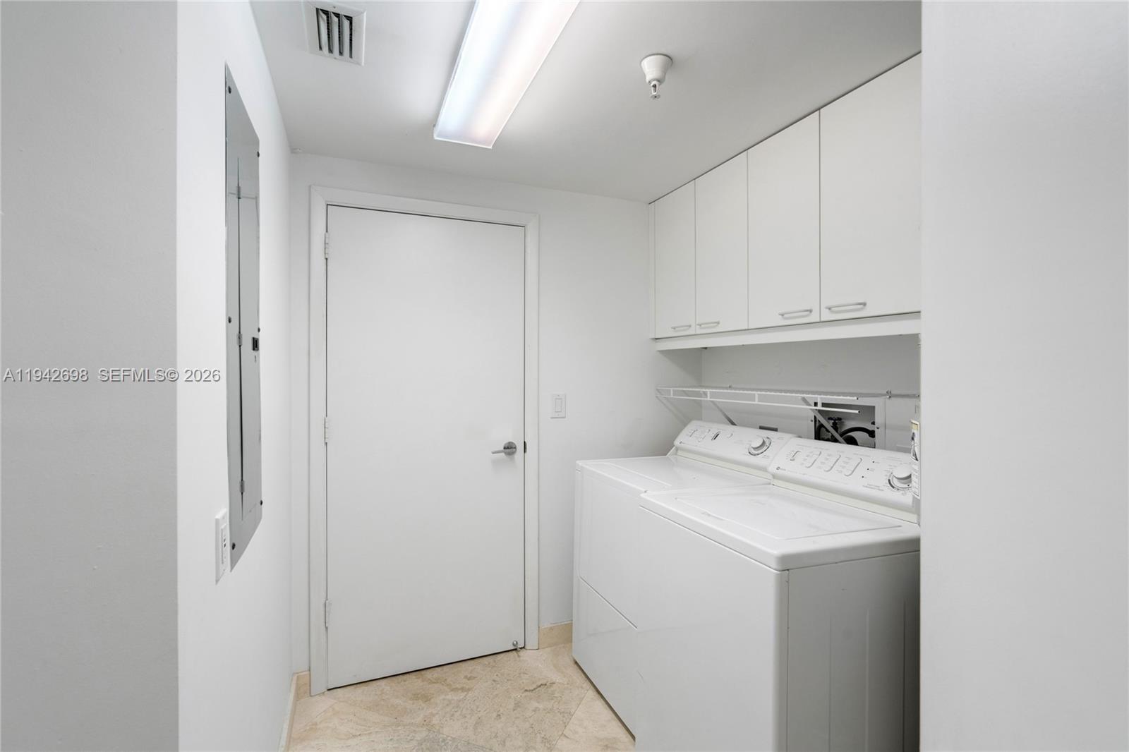 1455 Ocean Dr # 1009