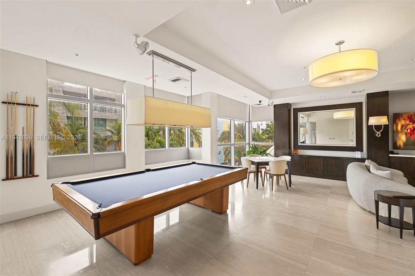 1455 Ocean Dr # 1009