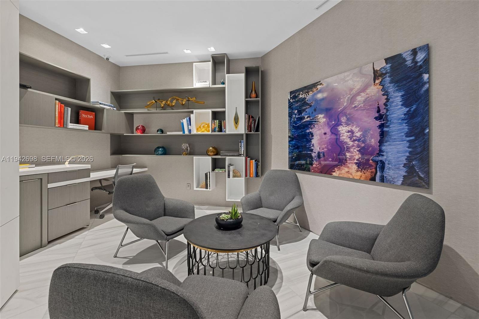 1455 Ocean Dr # 1009