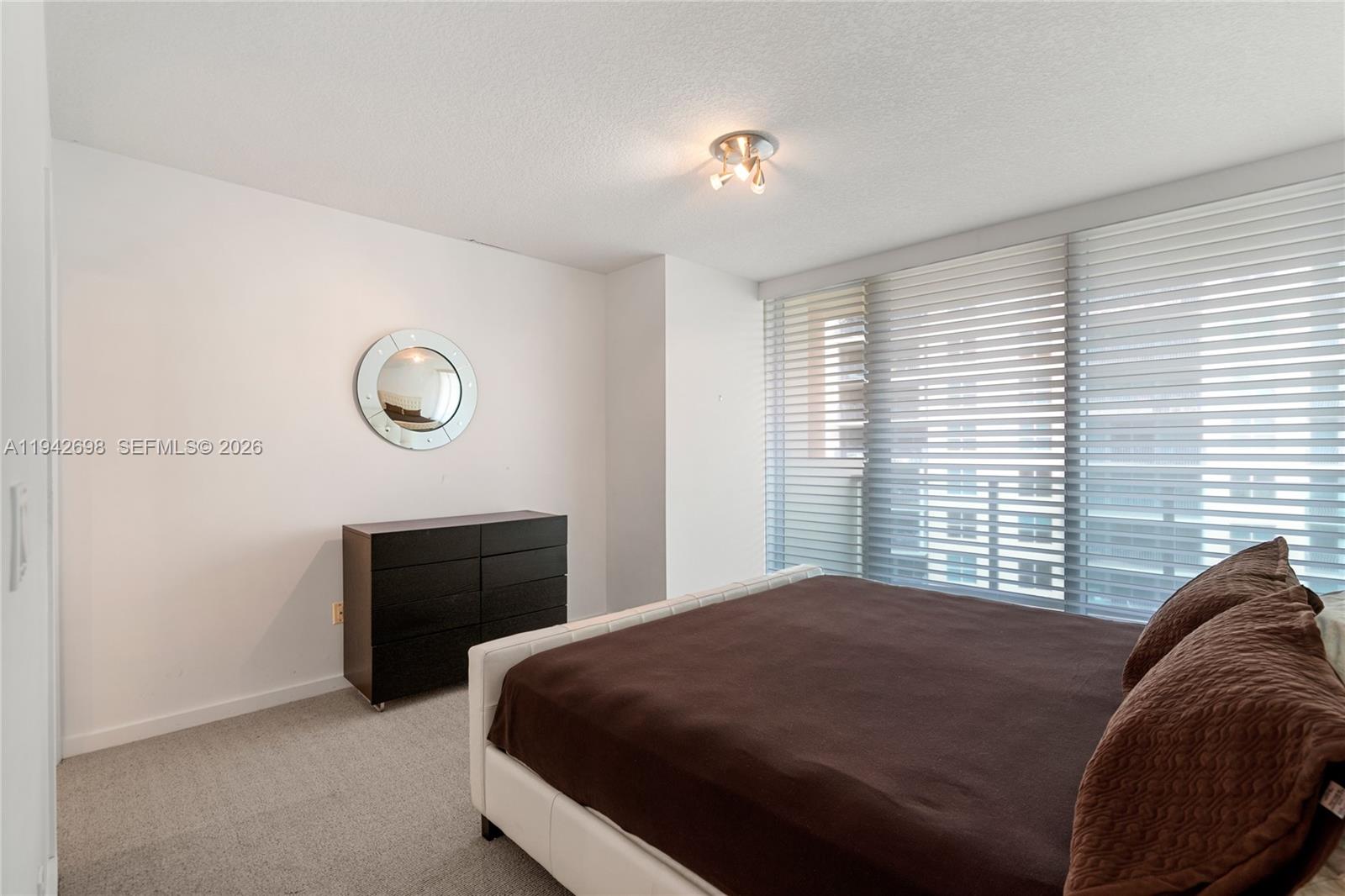 1455 Ocean Dr # 1009