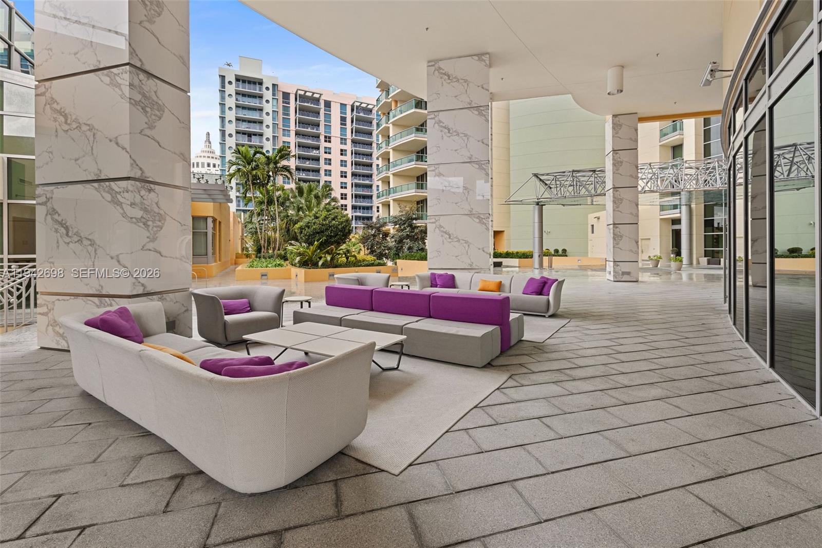 1455 Ocean Dr # 1009