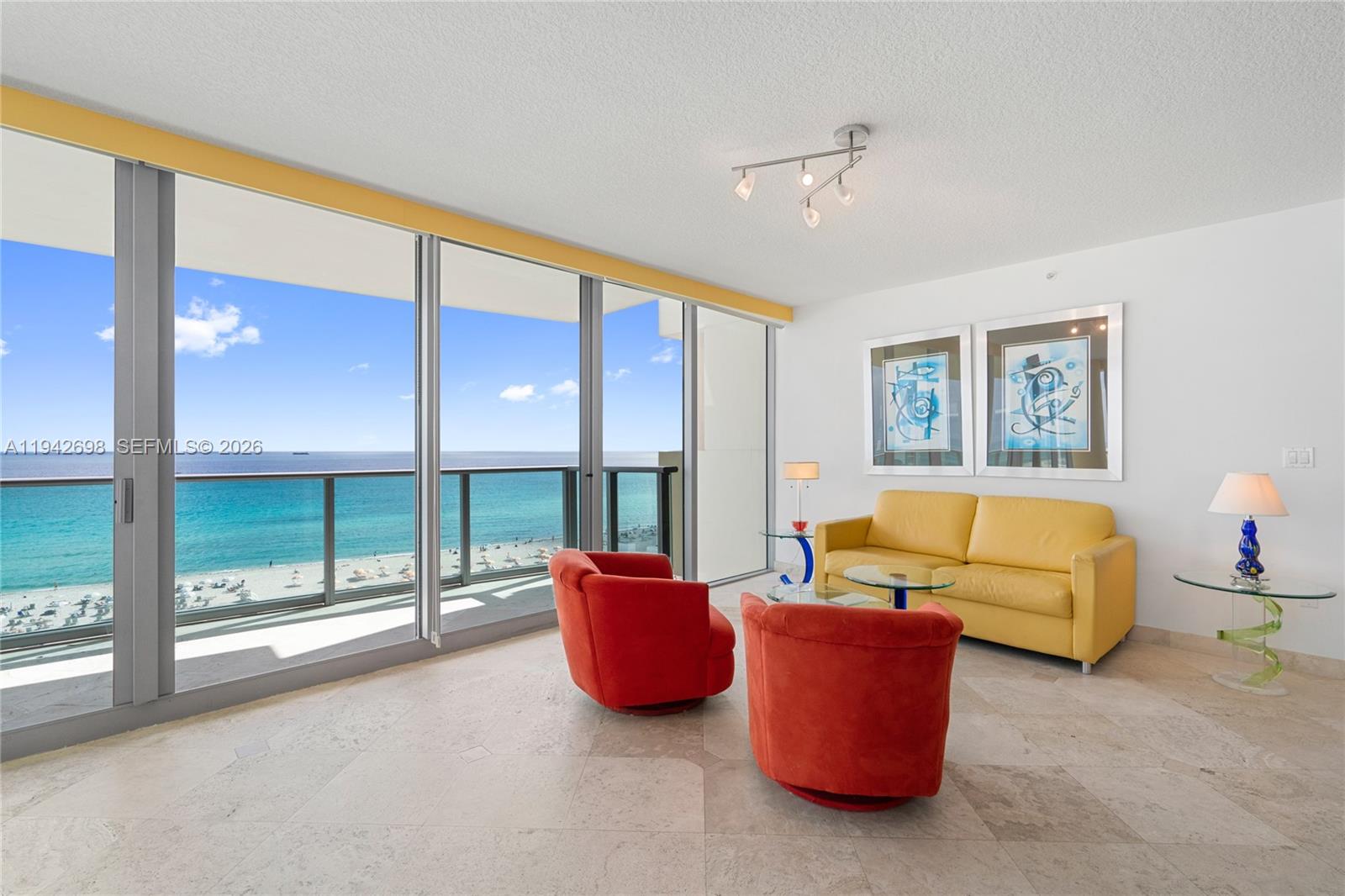 1455 Ocean Dr # 1009